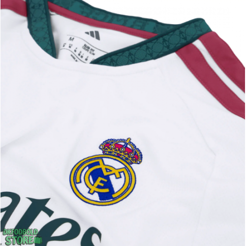 Real Madrid Vinicius Junior #7 Replika Babytøj Hjemmebanesæt Børn 2026-27 Kortærmet (+ Korte bukser)